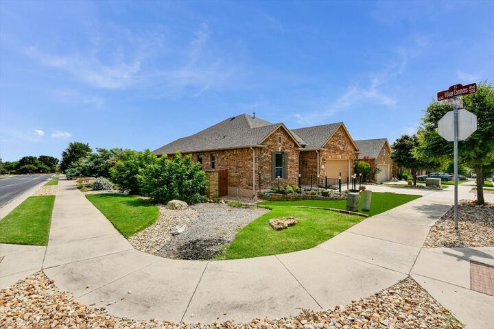Property Photo: 1101 Clove Hitch Road TX 78633
