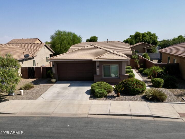 Property Photo: 953 W Witt Avenue AZ 85140