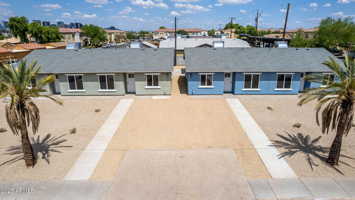 Property Photo:  1005 S 17th Avenue  AZ 85007 