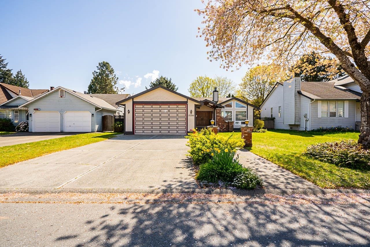 15266 97A Avenue  Surrey BC V3R 8P6 photo