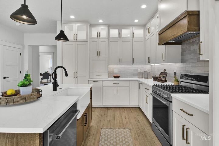 Property Photo: 11623 W Black Dog Dr ID 83686