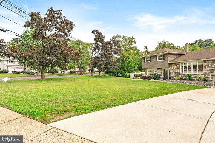 230 Stephen Drive  Cinnaminson NJ 08077 photo