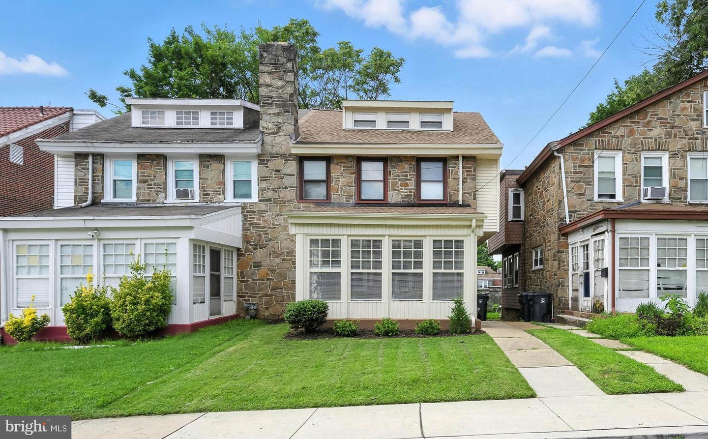 Property Photo: 214 W Twenty First Street DE 19802