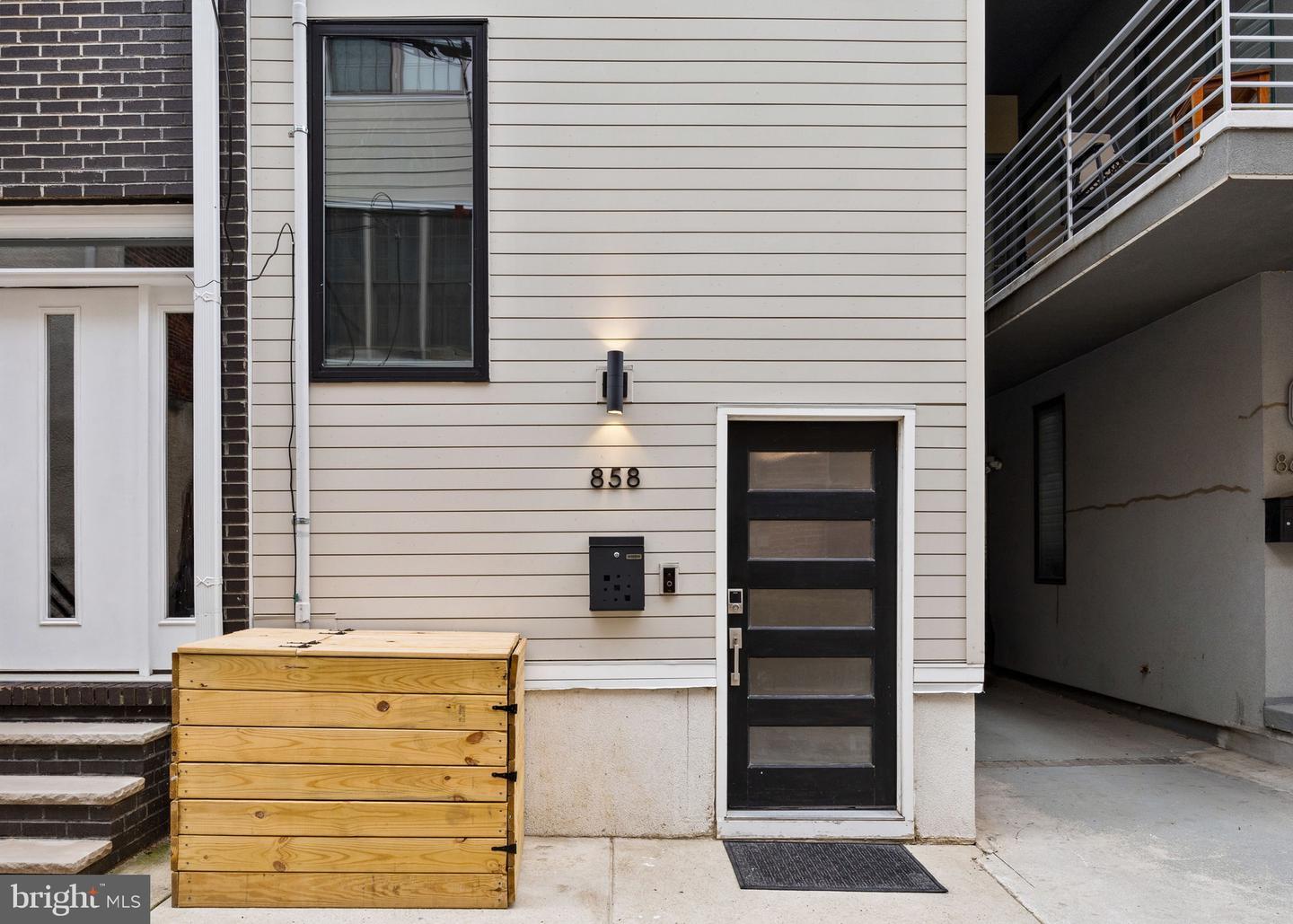 Property Photo: 858 N Leithgow Street PA 19123