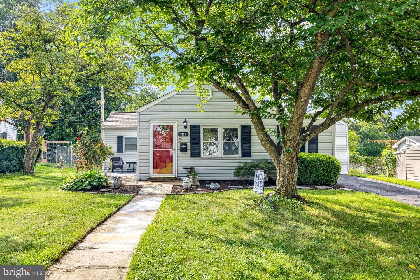 Property Photo:  1414 Brook Lane  DE 19805 