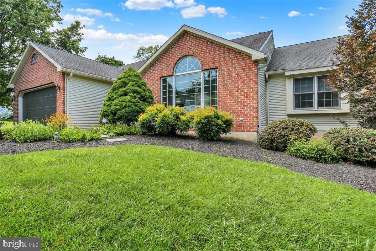 Property Photo: 12 Archer Lane PA 19607
