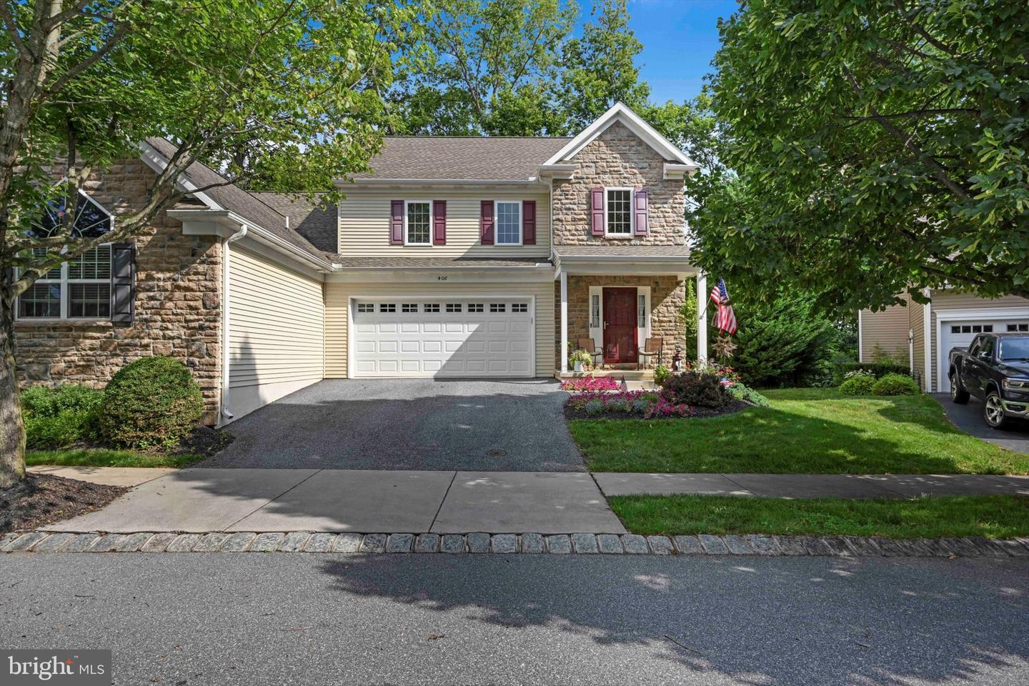 406 Wendover Way  Lancaster PA 17603 photo