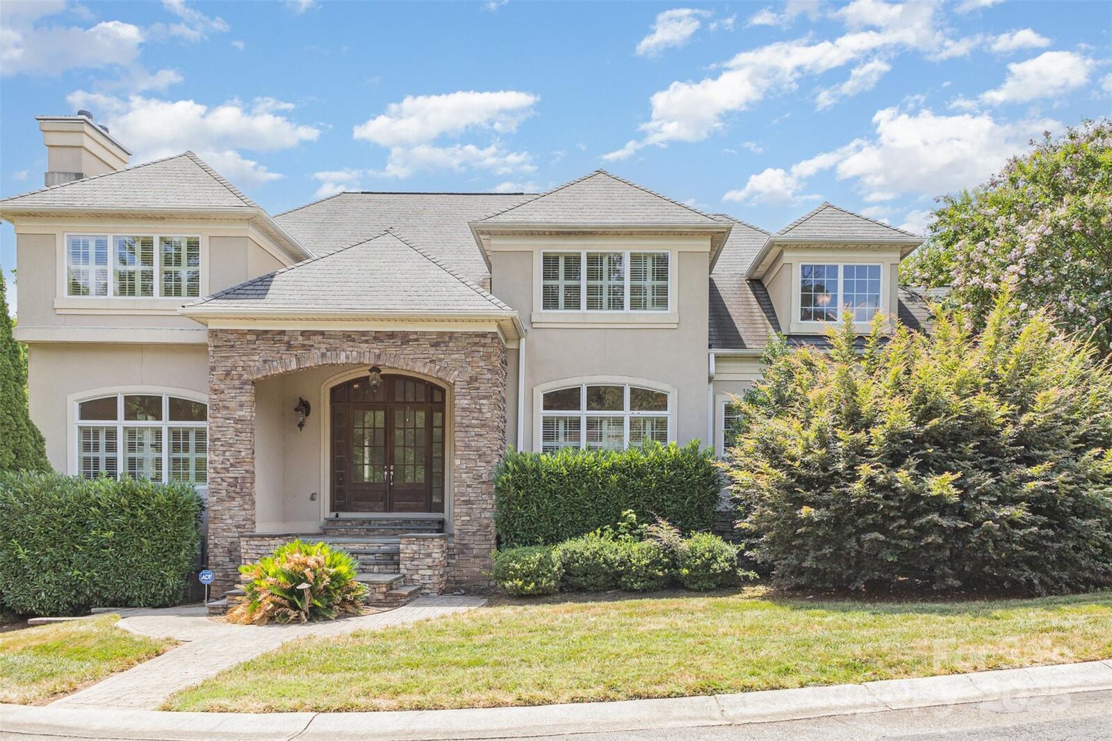 Property Photo:  1805 Mt Isle Harbor Drive 51  NC 28214 