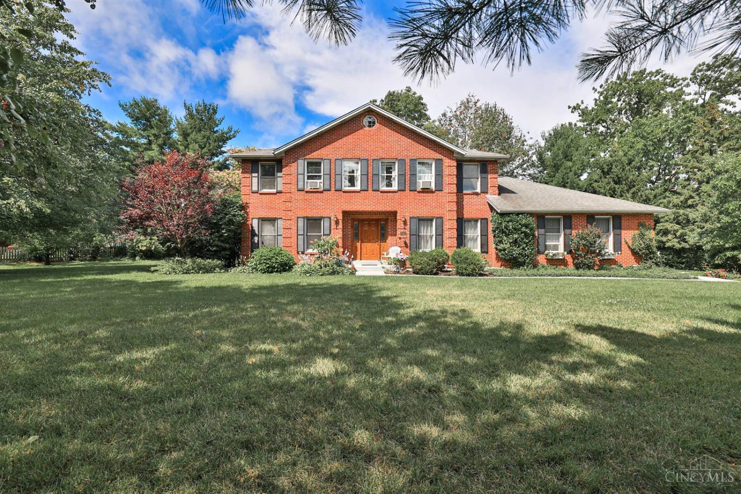 Property Photo: 8207 Brownstone Drive OH 45241
