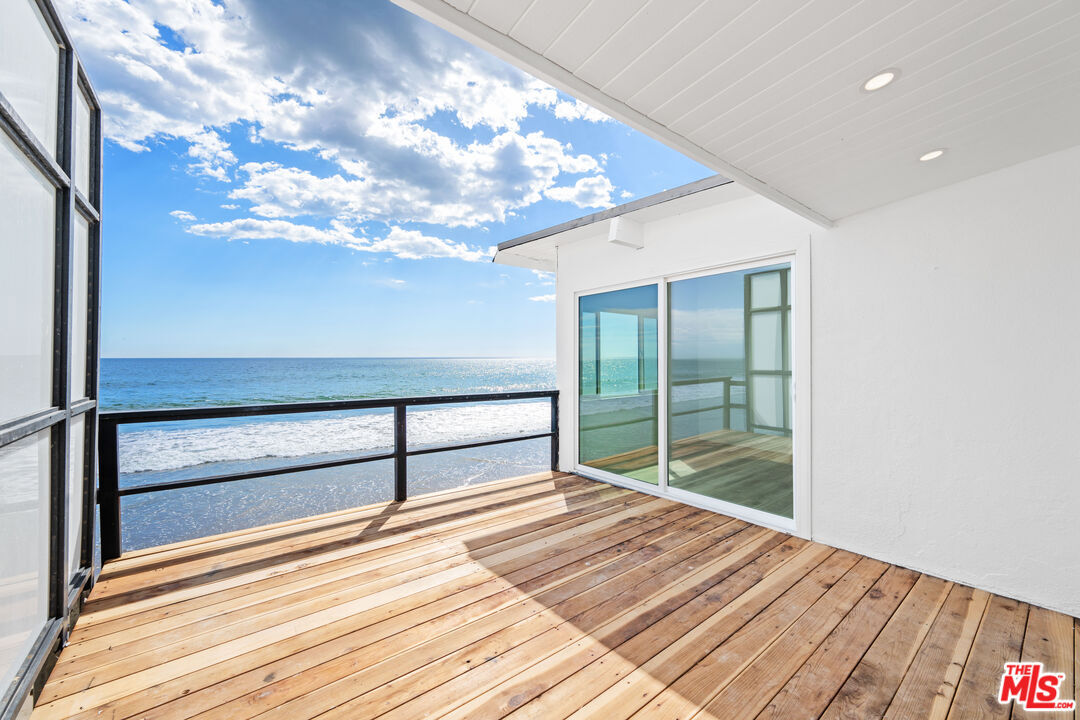 Property Photo: 25154 Malibu Rd CA 90265