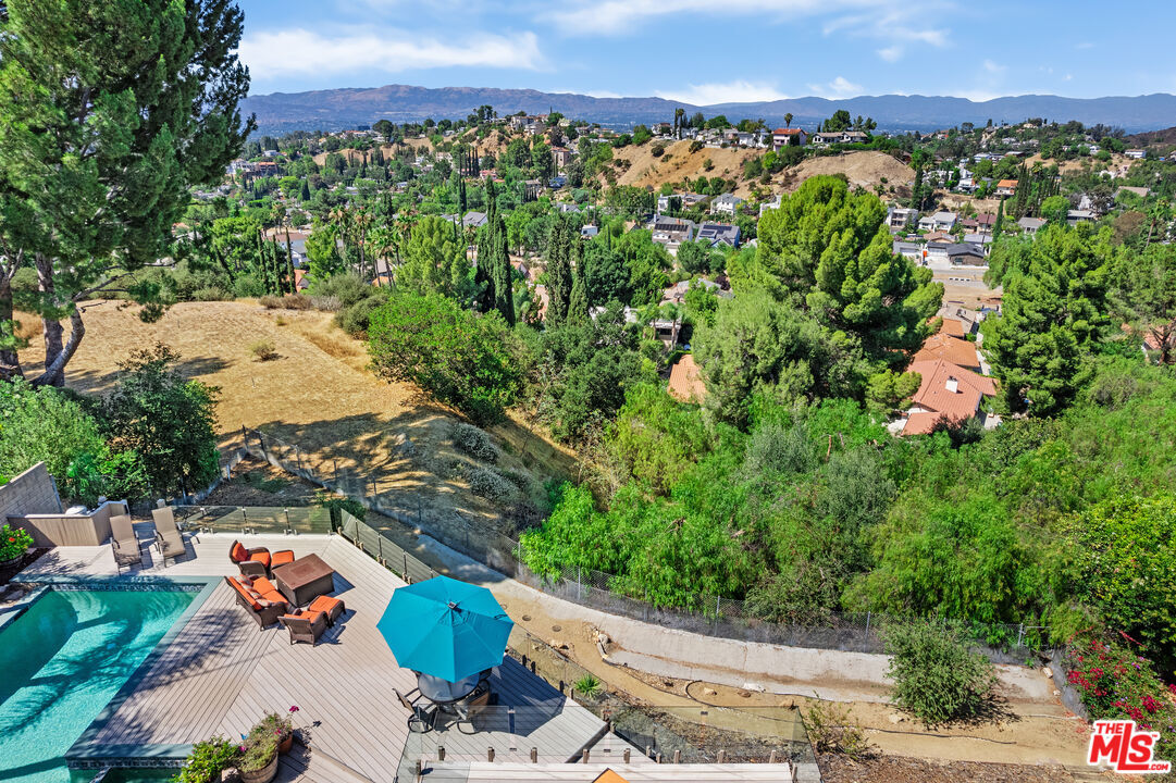 Property Photo: 21727 Ulmus Dr CA 91364