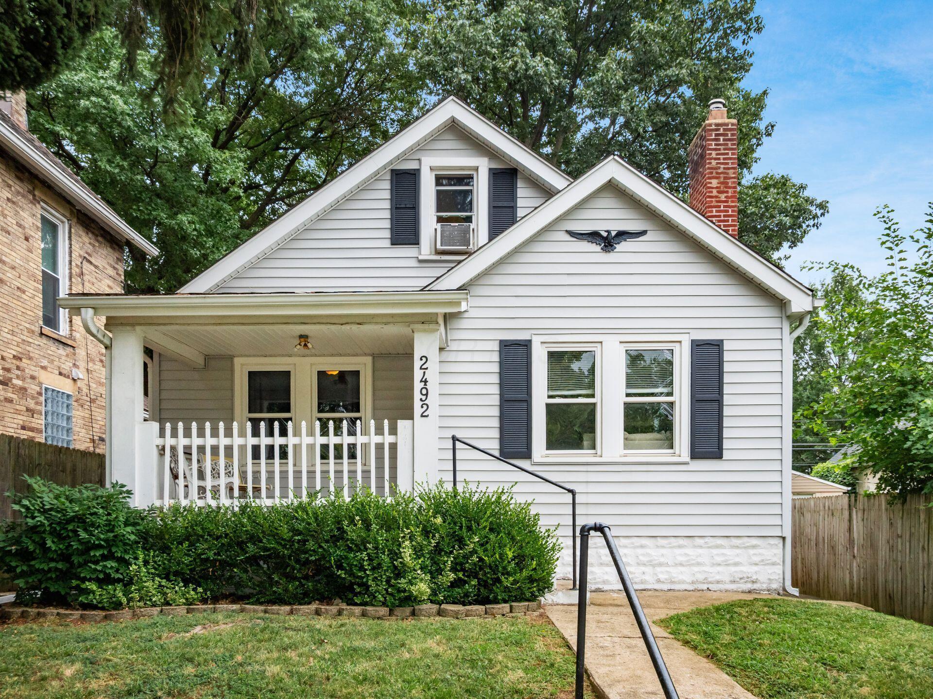 Property Photo: 2492 Deming Avenue OH 43202