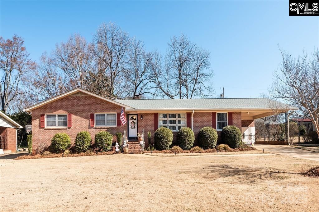 Property Photo:  662 University  SC 29730 