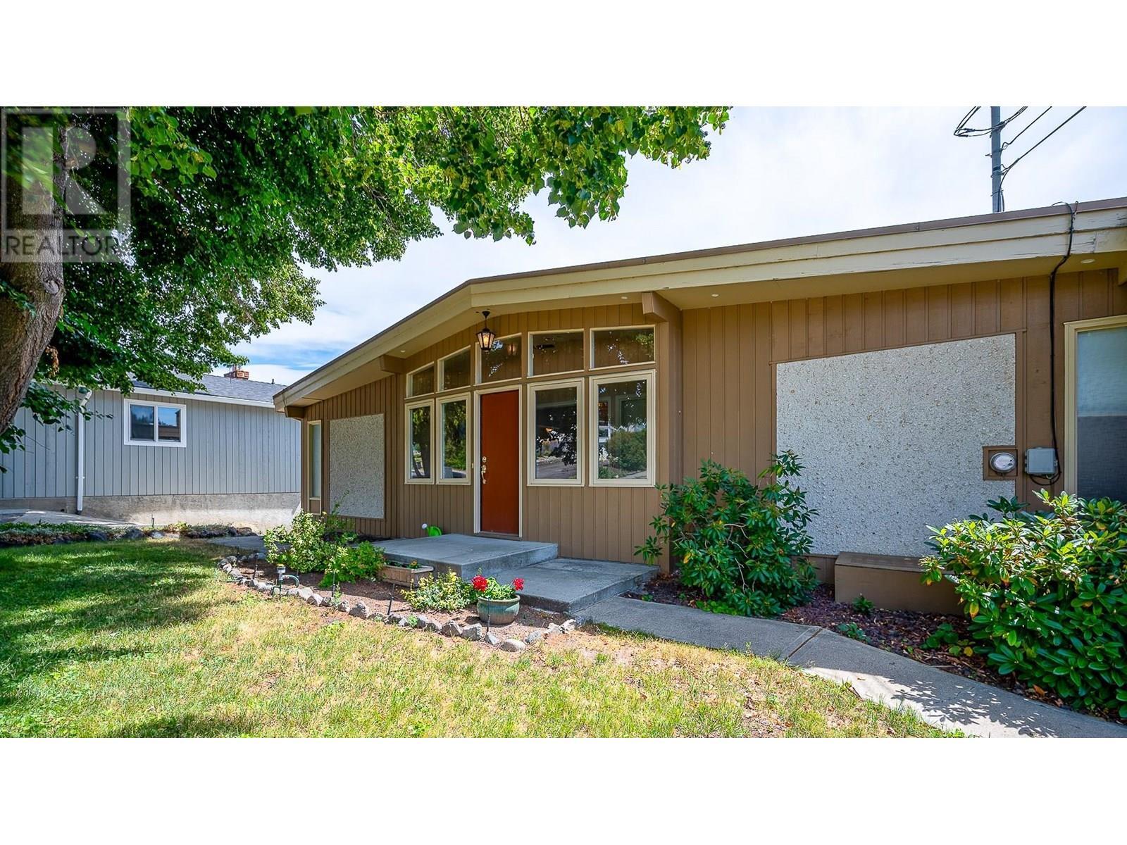 Property Photo:  853 Franwill Road  BC V1Z 1P7 