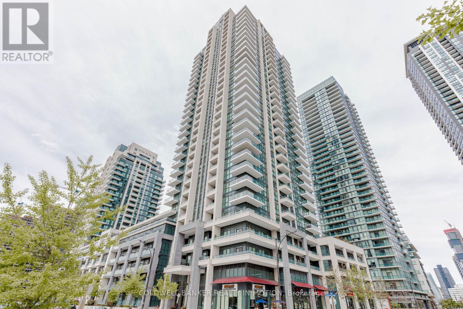 Property Photo: 4055 Parkside Village Drive 3212 ON L5B 0K2