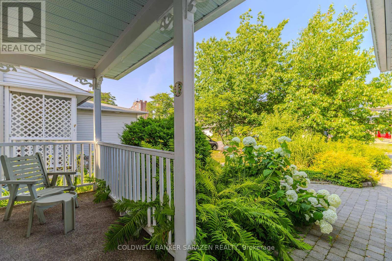 Property Photo: 2833 Mozart Court ON K1T 2P6