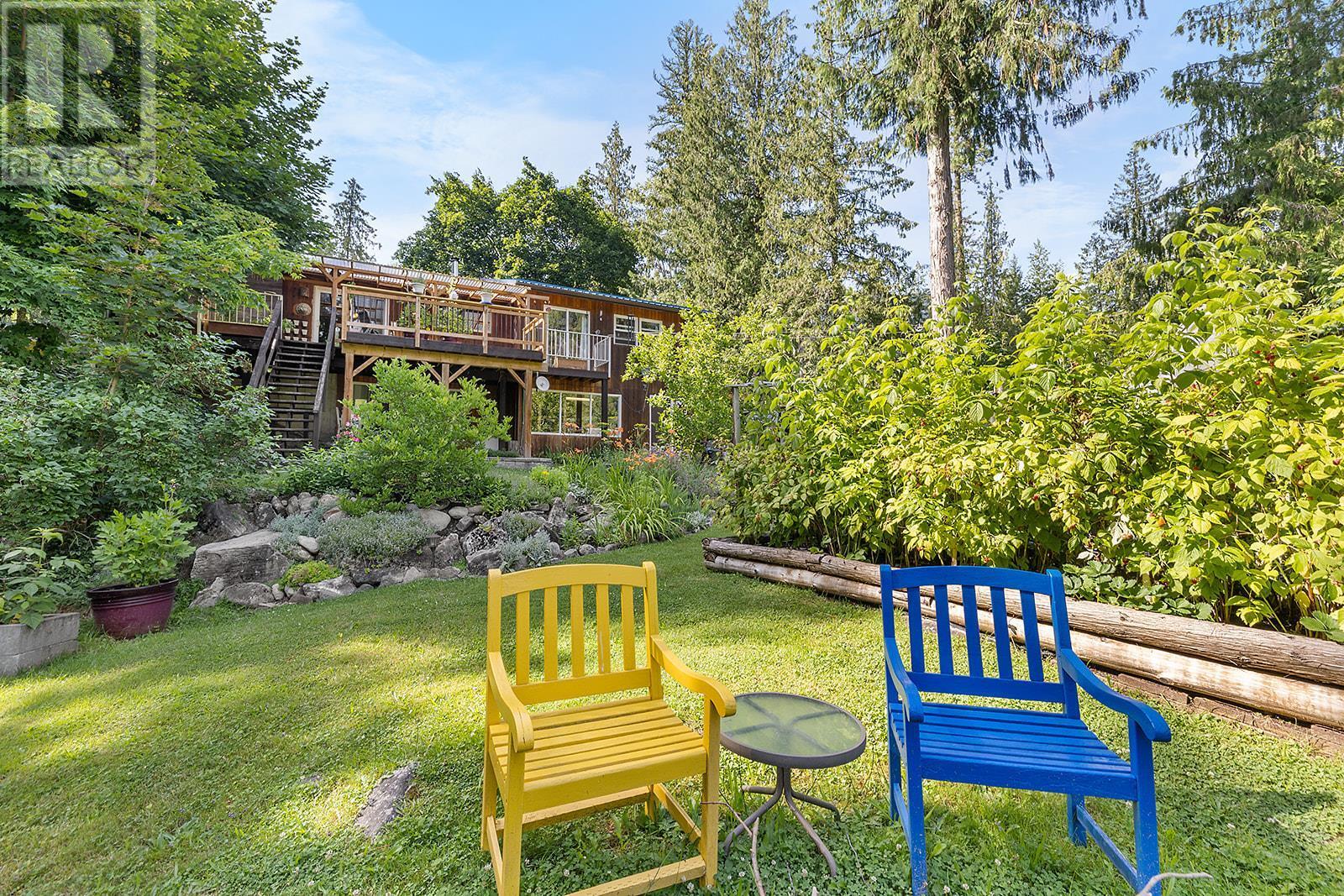 Property Photo: 16324 Bowe Road BC V0B 1E0