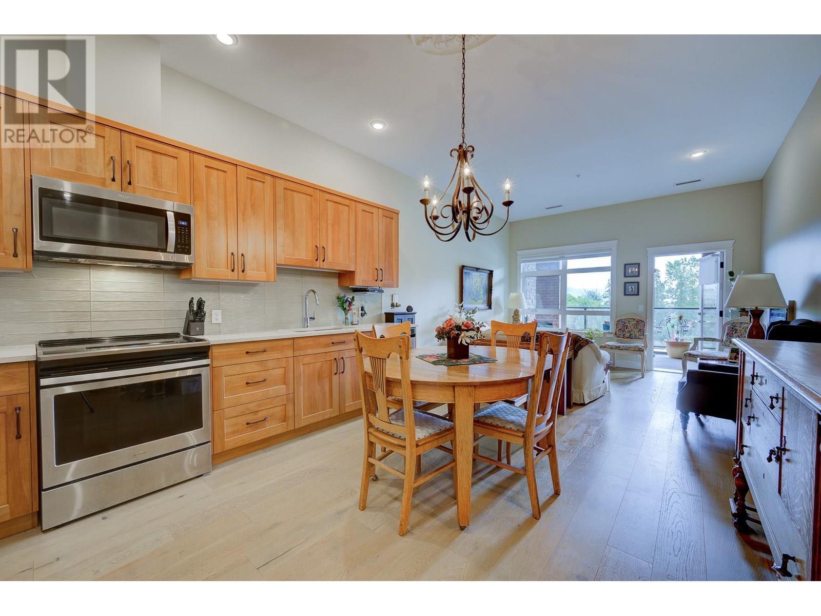 Property Photo: 568 Lorne Street 102 BC V2C 1W3