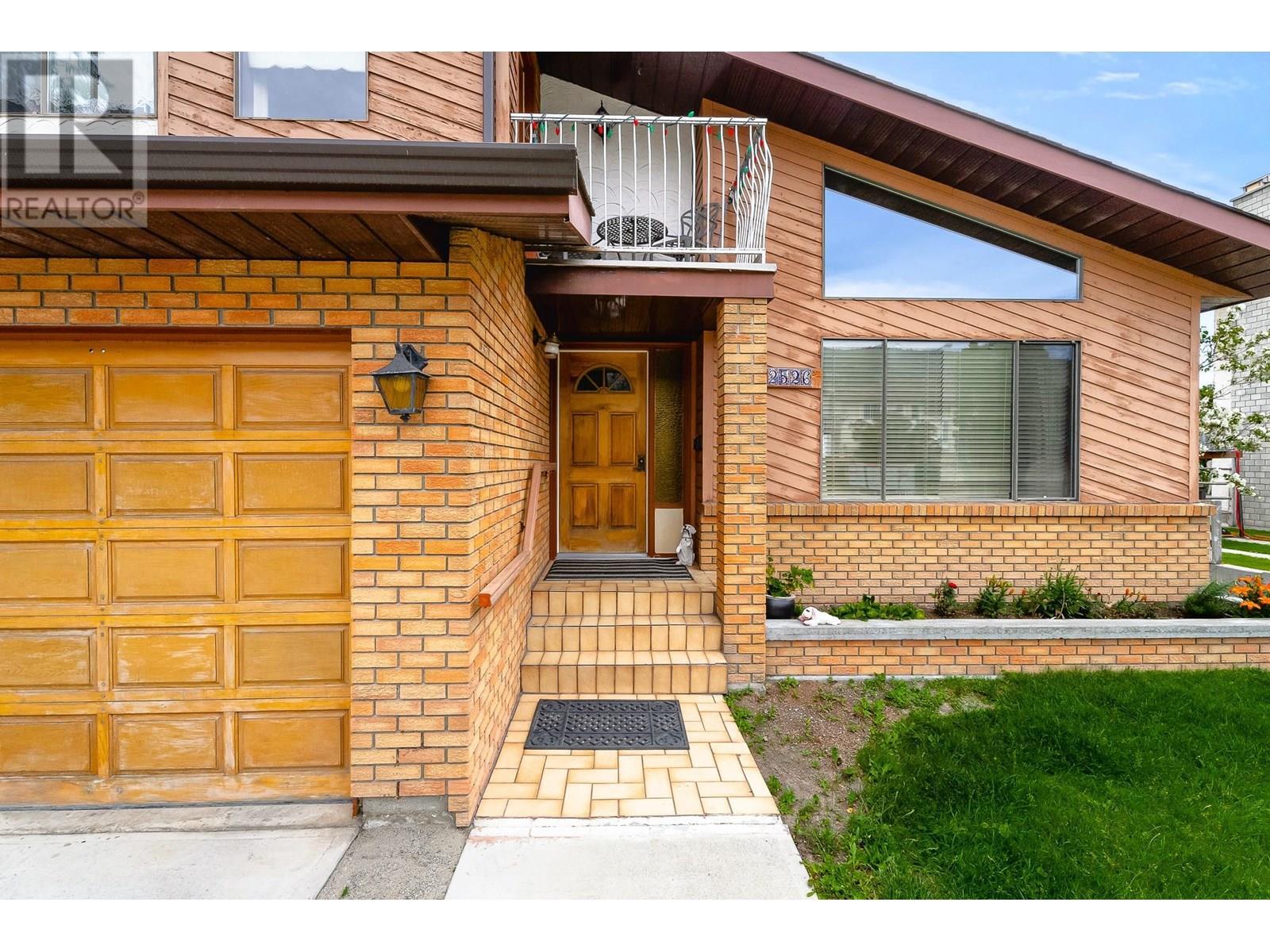 Property Photo:  2526 Irvine Avenue  BC V1K 1H4 