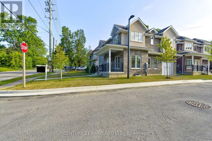 Property Photo:  1741 Fairport Road Potl #1  ON L1V 1S9 
