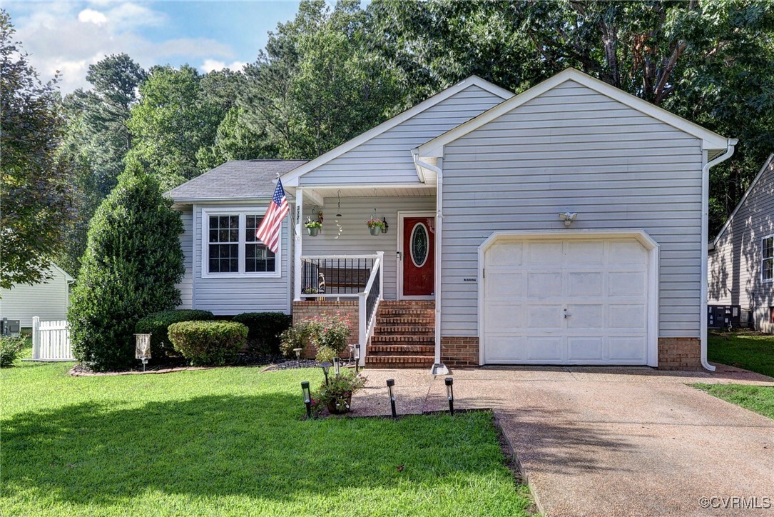3321 Pinecrest Circle  Toano VA 23168 photo