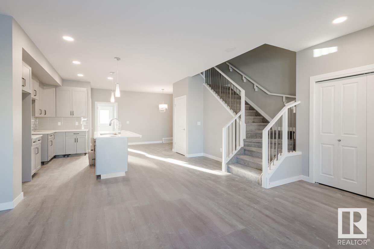 Property Photo:  5418 69 Street  AB T4X 2Z7 