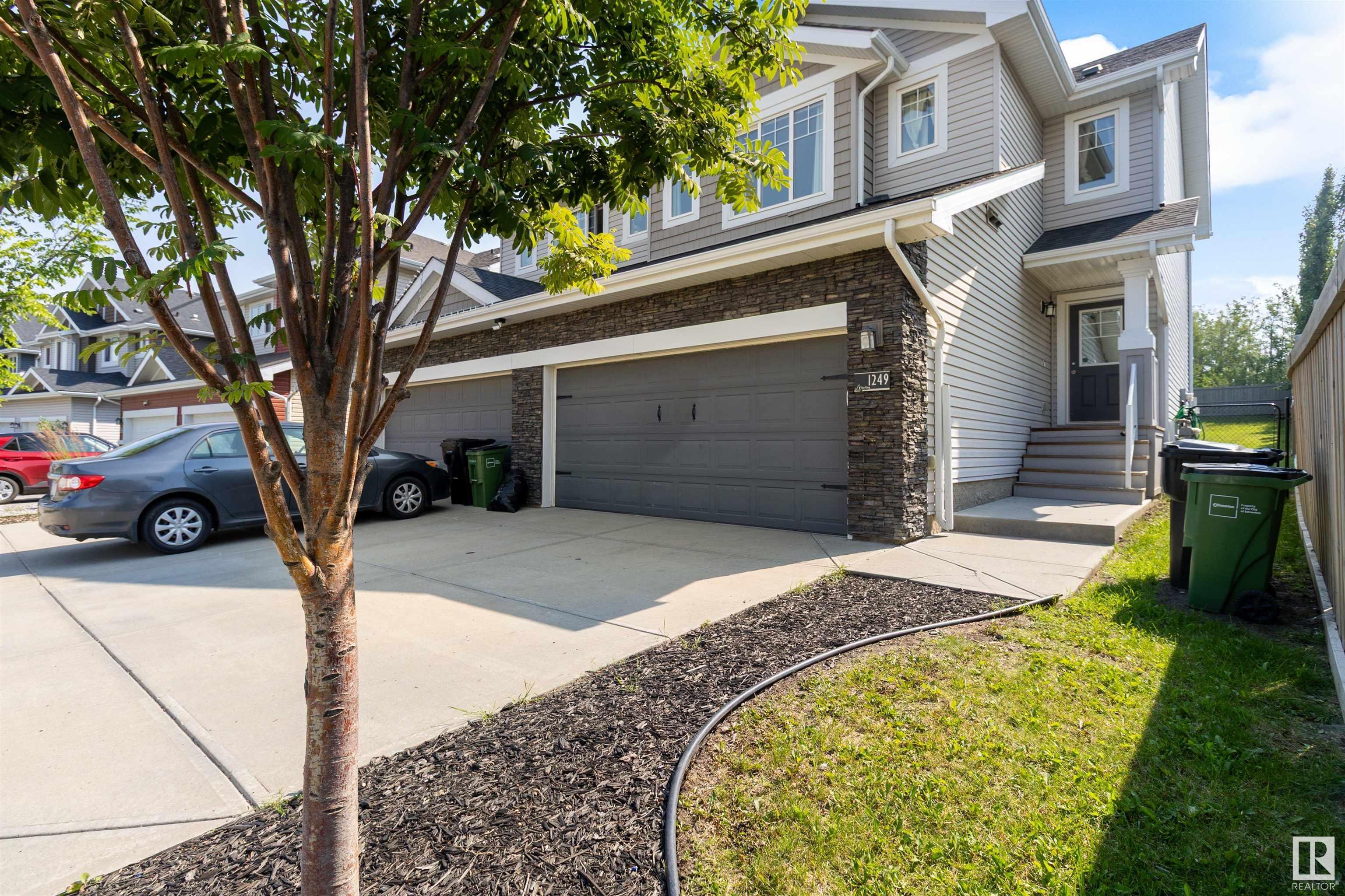 Property Photo:  1249 Starling Drive NW  AB T5S 0K4 