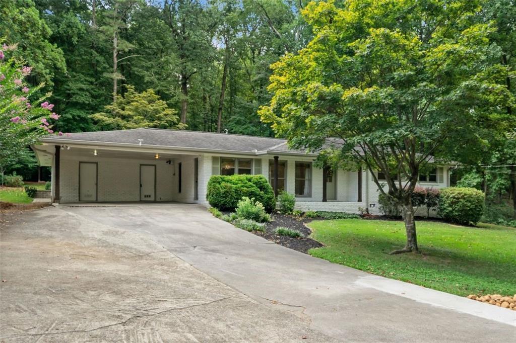 Property Photo: 2000 Westwood Circle SE GA 30080