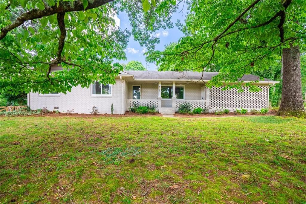 Property Photo: 4306 Lake Forest Drive GA 30566