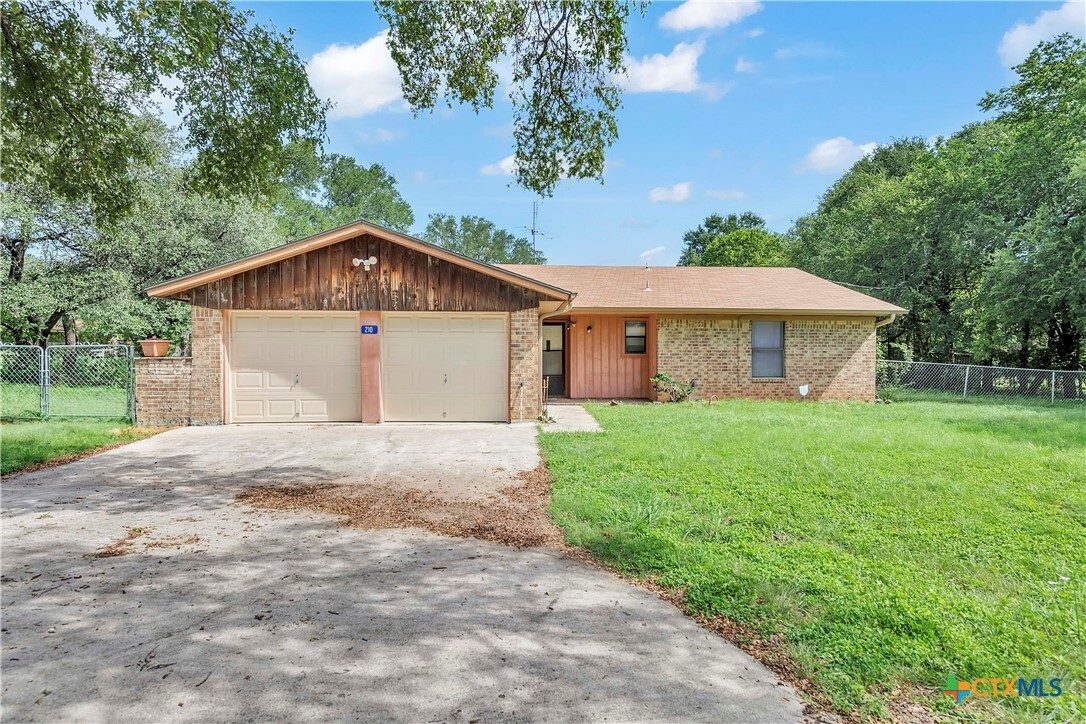 Property Photo:  210 County Road 4875  TX 76522 