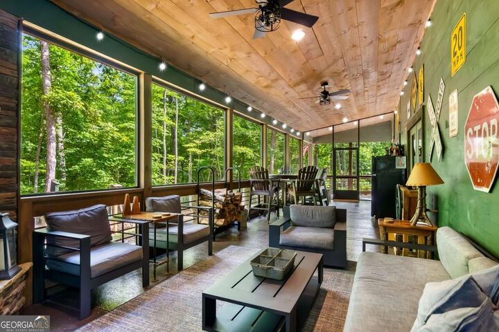 261 Rooks Road  Mineral Bluff GA 30559 photo