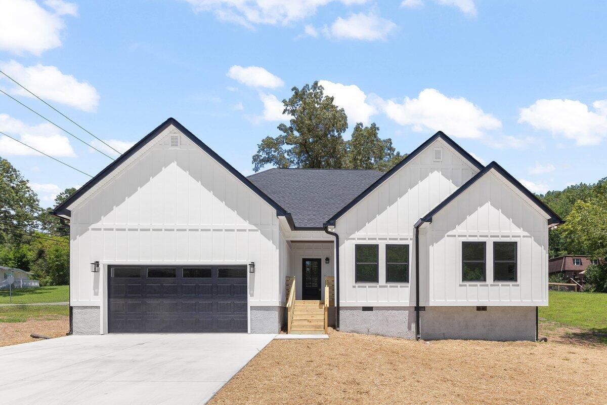 Property Photo: 3205 Gleason Drive TN 37412