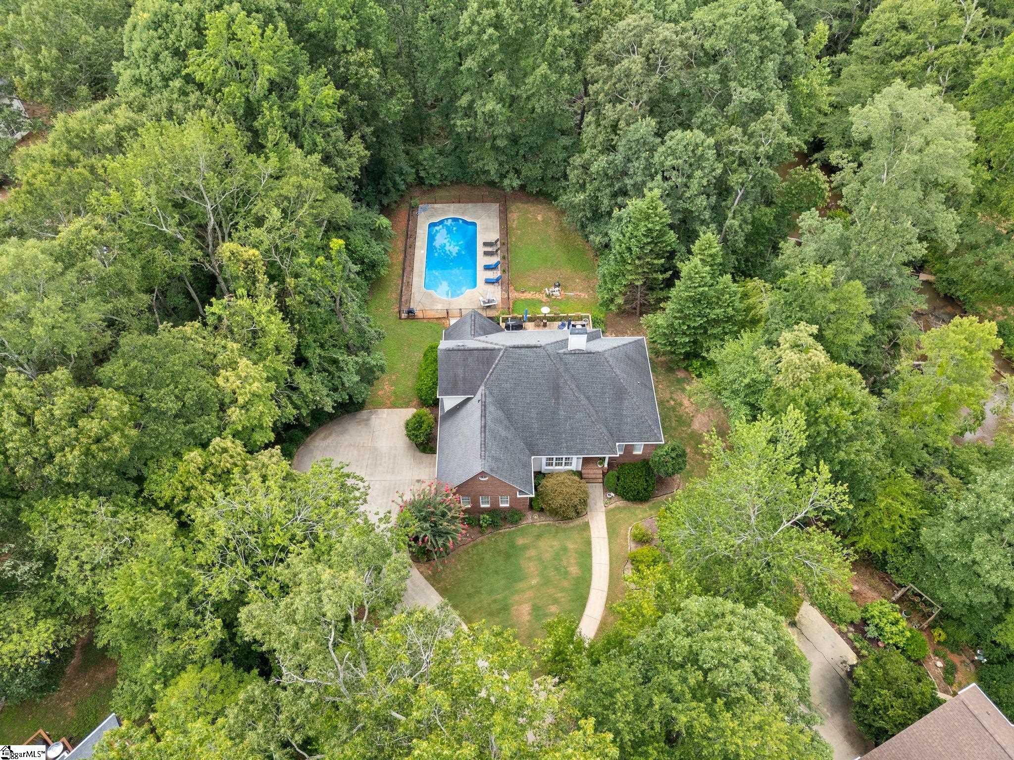 Property Photo: 322 Oleander Lane SC 29303