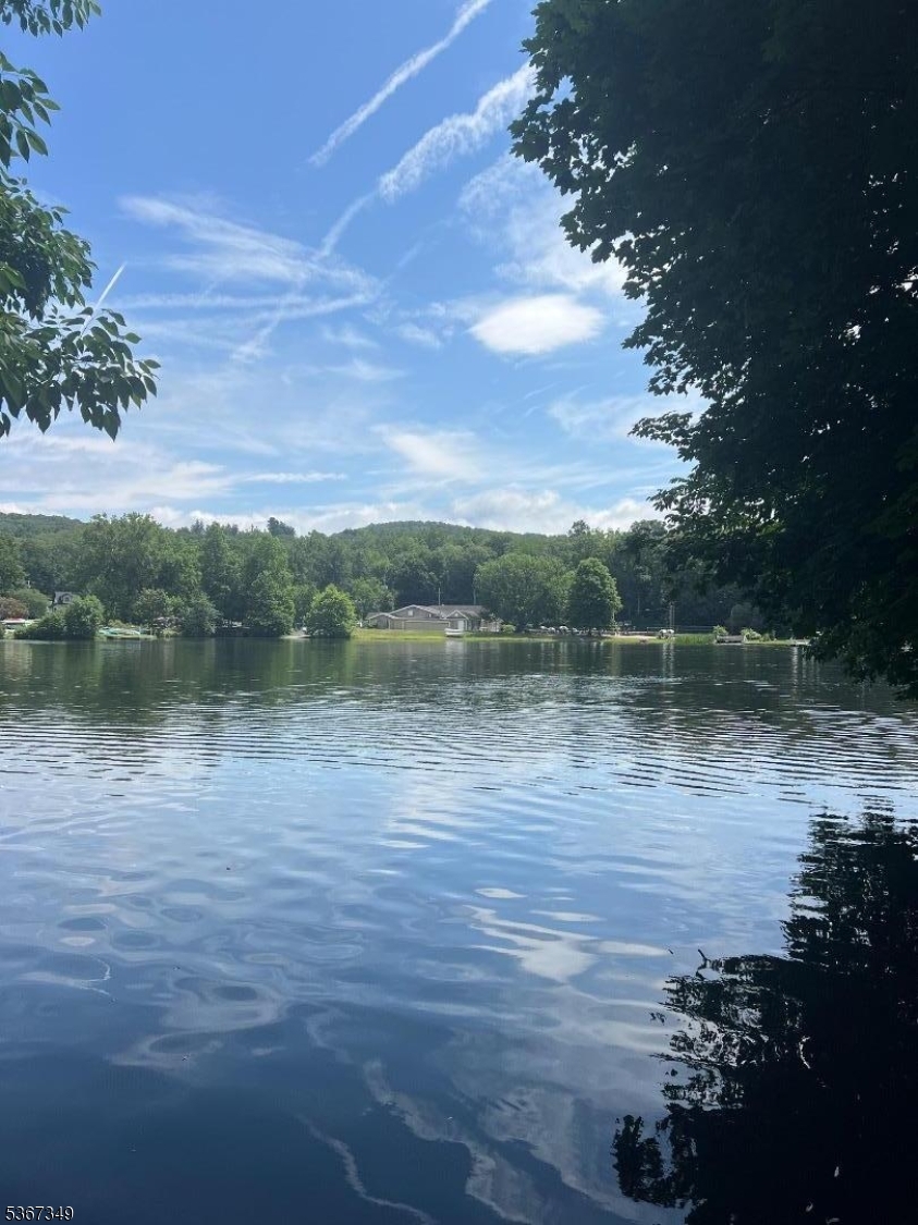 Property Photo: 6 West Cir NJ 07456
