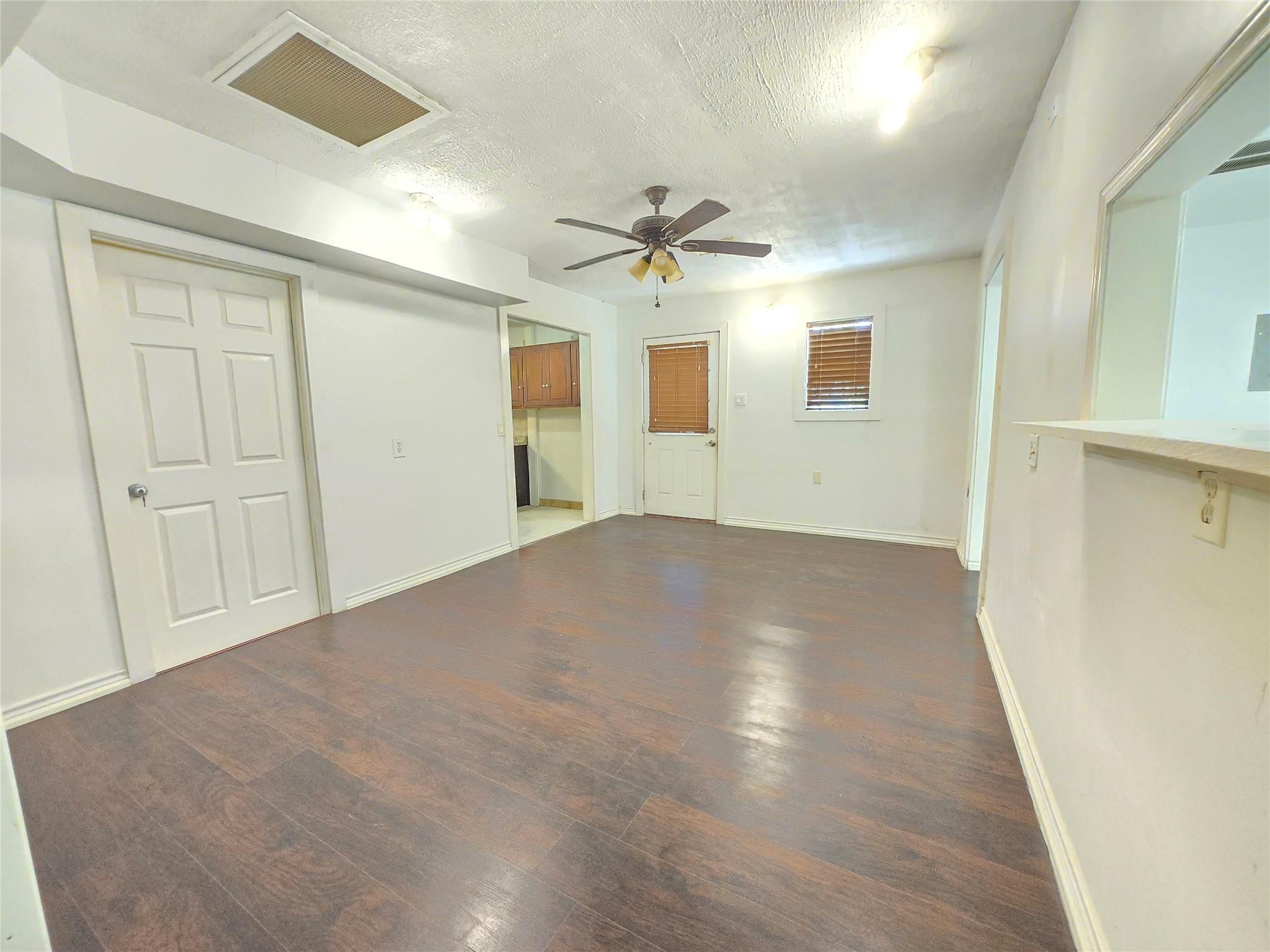 Property Photo: 9621 Sweetwater Lane TX 77037