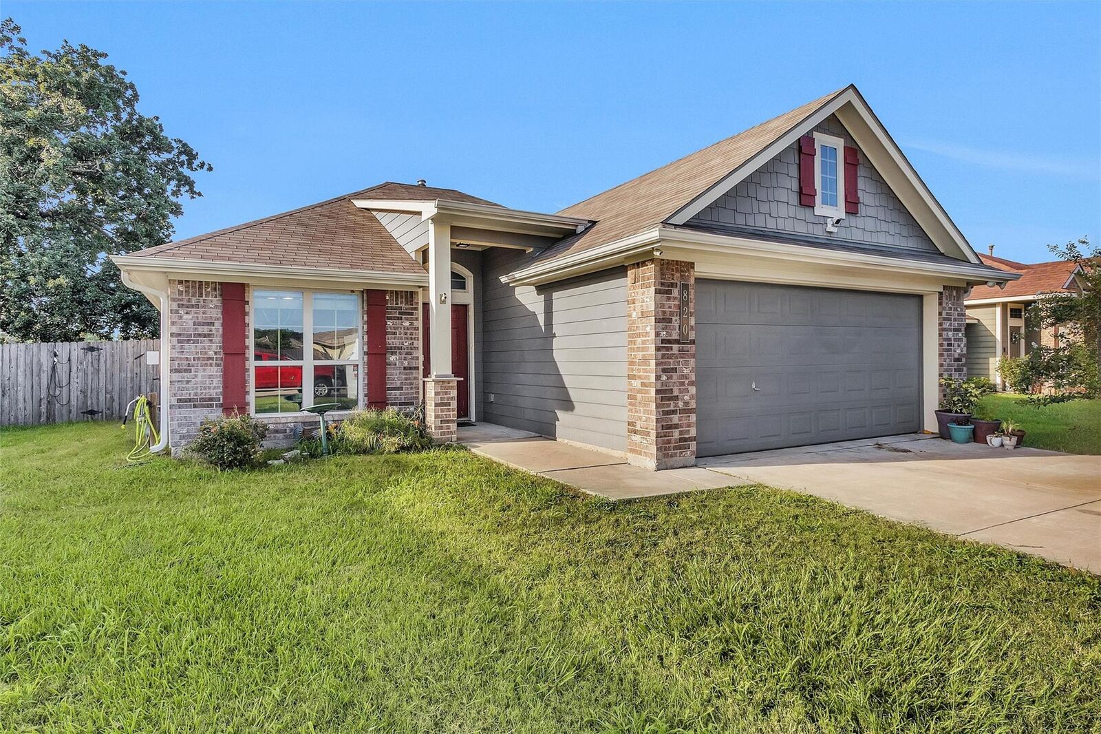 Property Photo: 820 Heritage Drive TX 77868