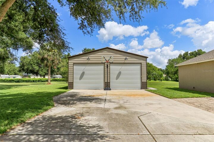 Property Photo:  7566 Lake Andrea Circle  FL 32757 