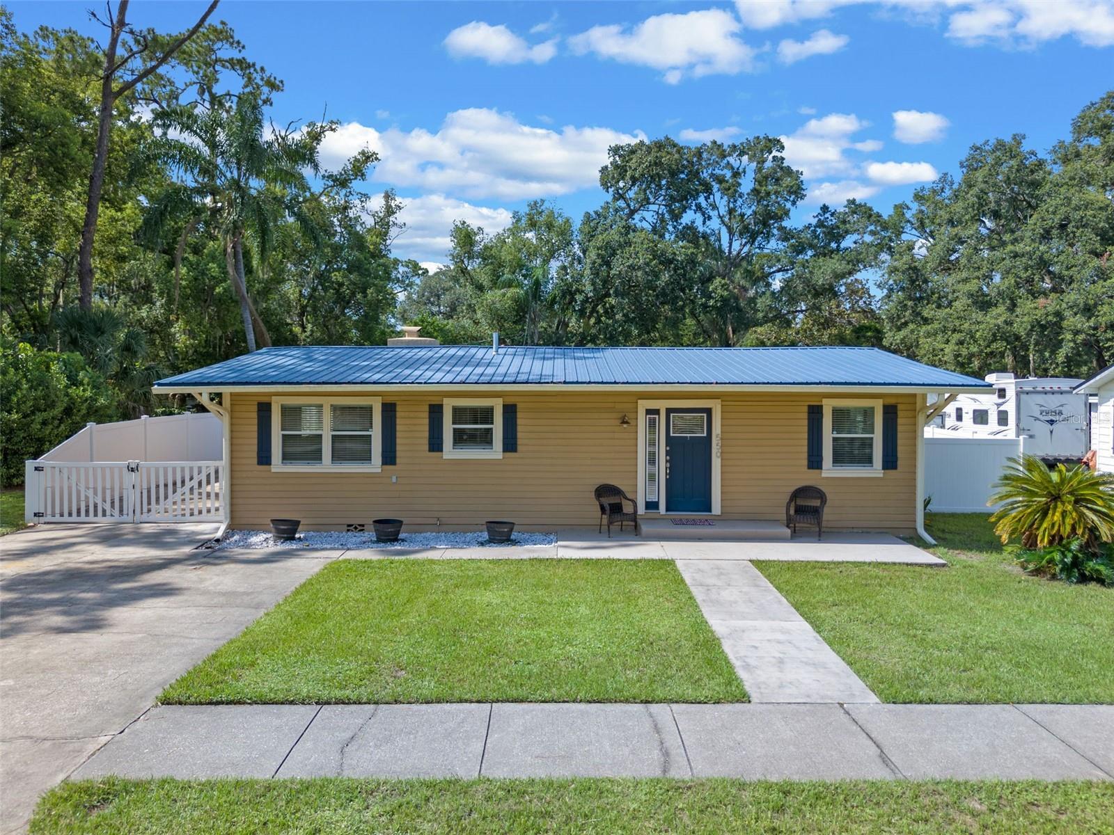 Property Photo:  550 Plumosa Drive  FL 32771 