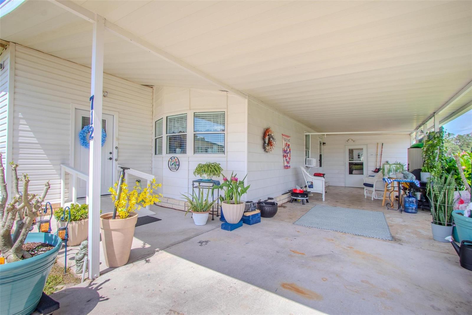 Property Photo:  712 Carriage Lane  FL 34748 