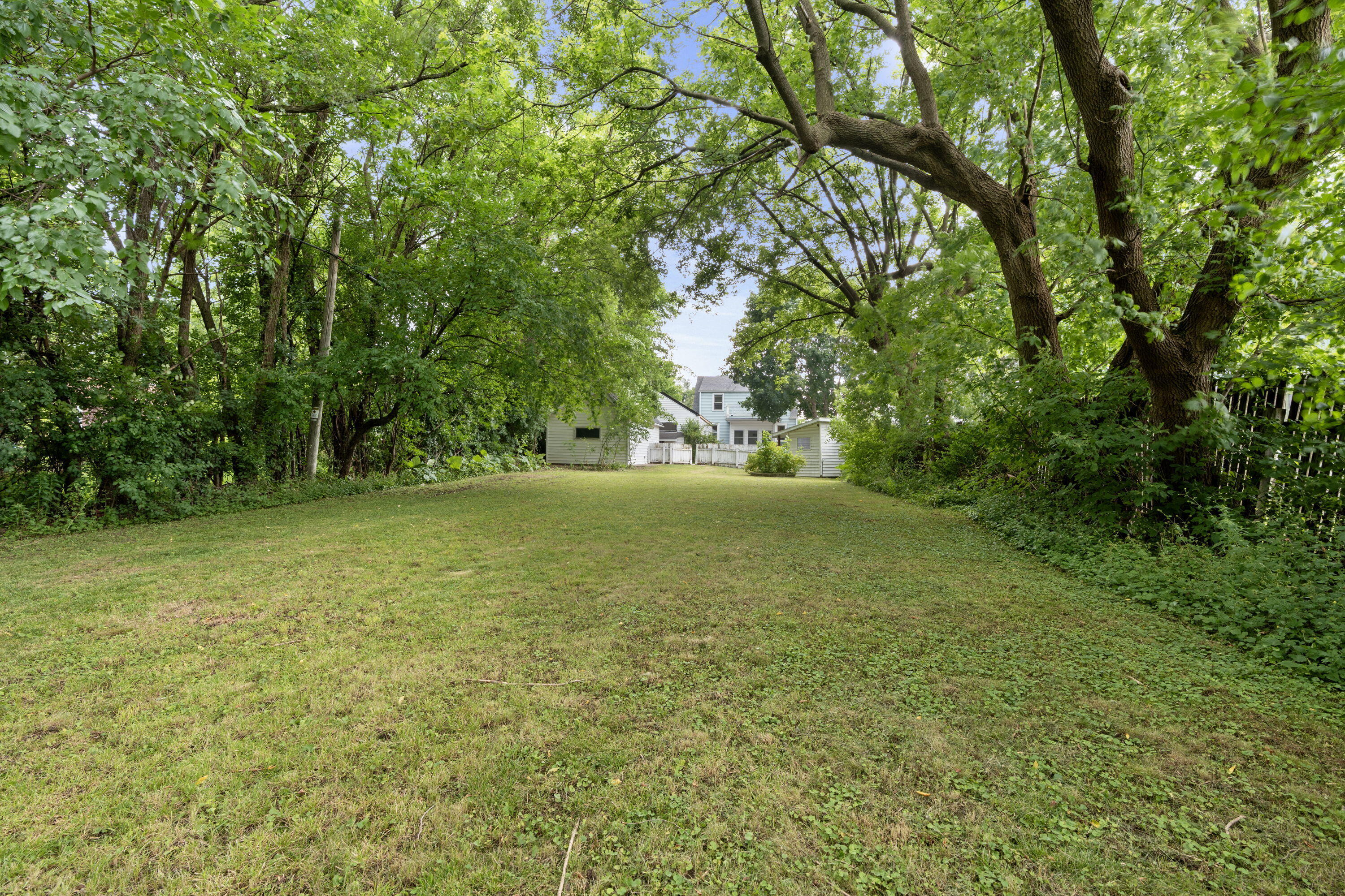 Property Photo: 4711 Shirley Ave WI 53406
