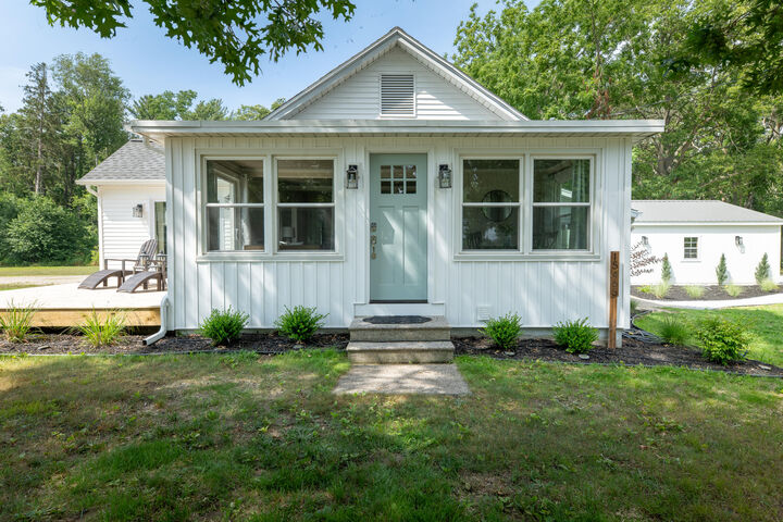 Property Photo:  15465 Leonard Road  MI 49456 