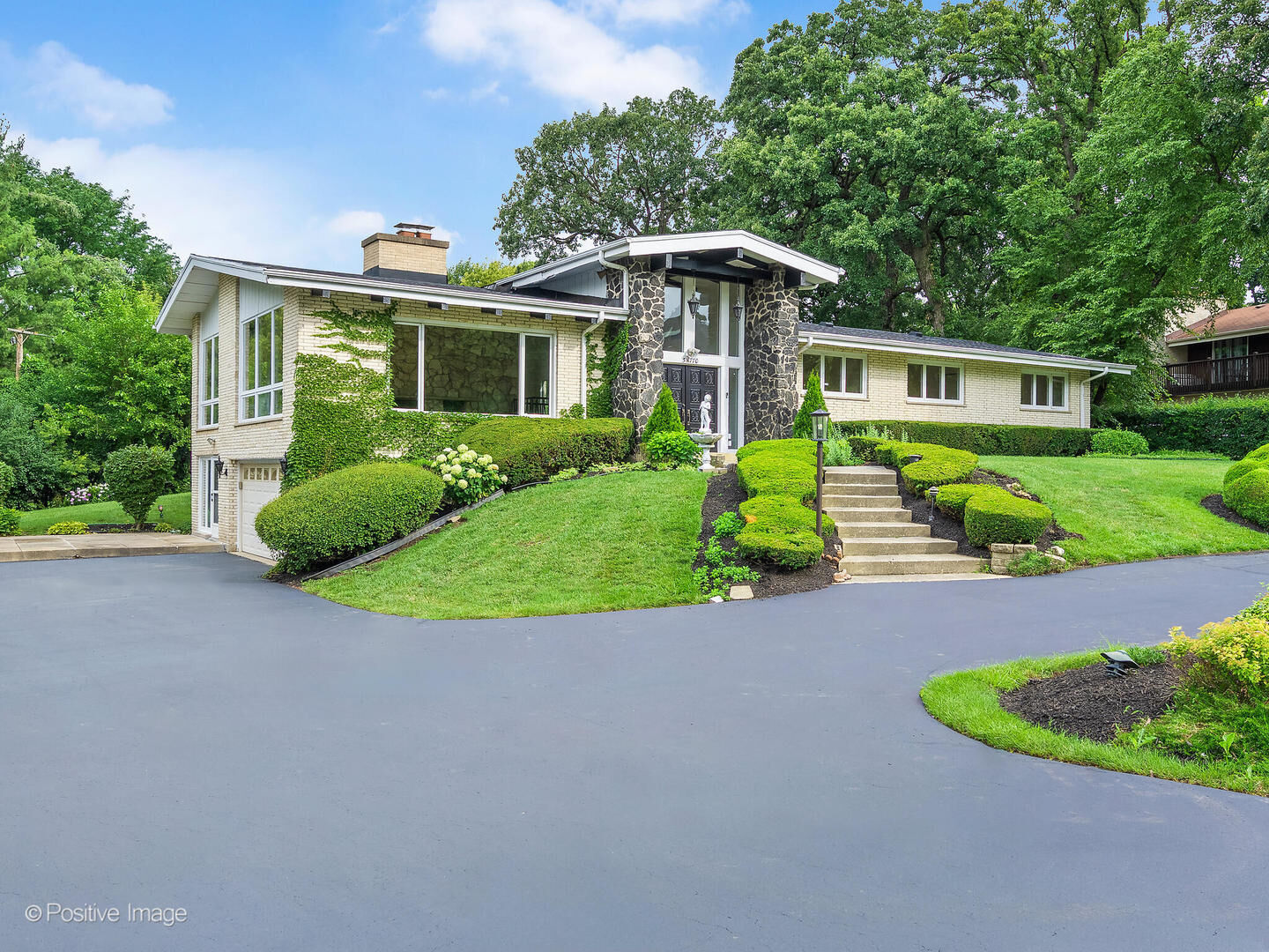Property Photo: 5N770 Sycamore Avenue IL 60157