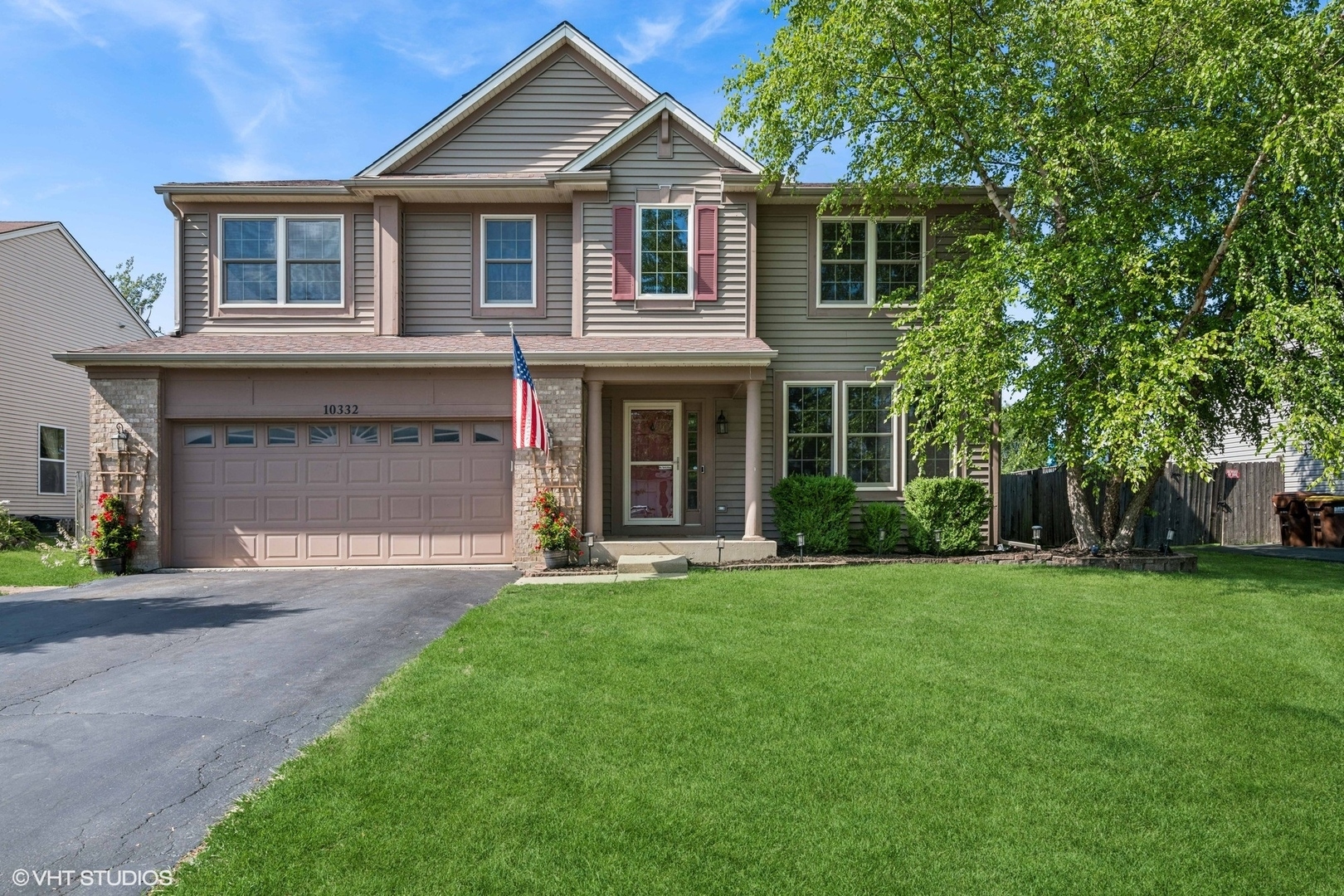 Property Photo:  10332 Somerset Lane  IL 60142 