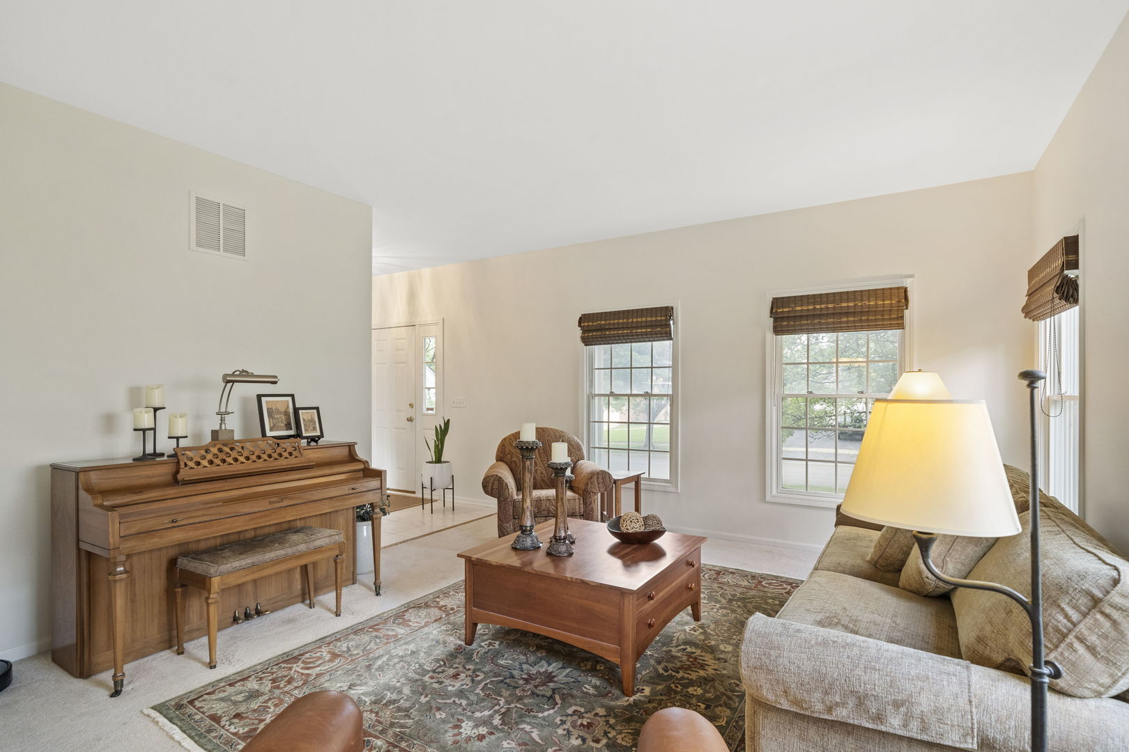 Property Photo: 1626 S Norbury Avenue IL 60148