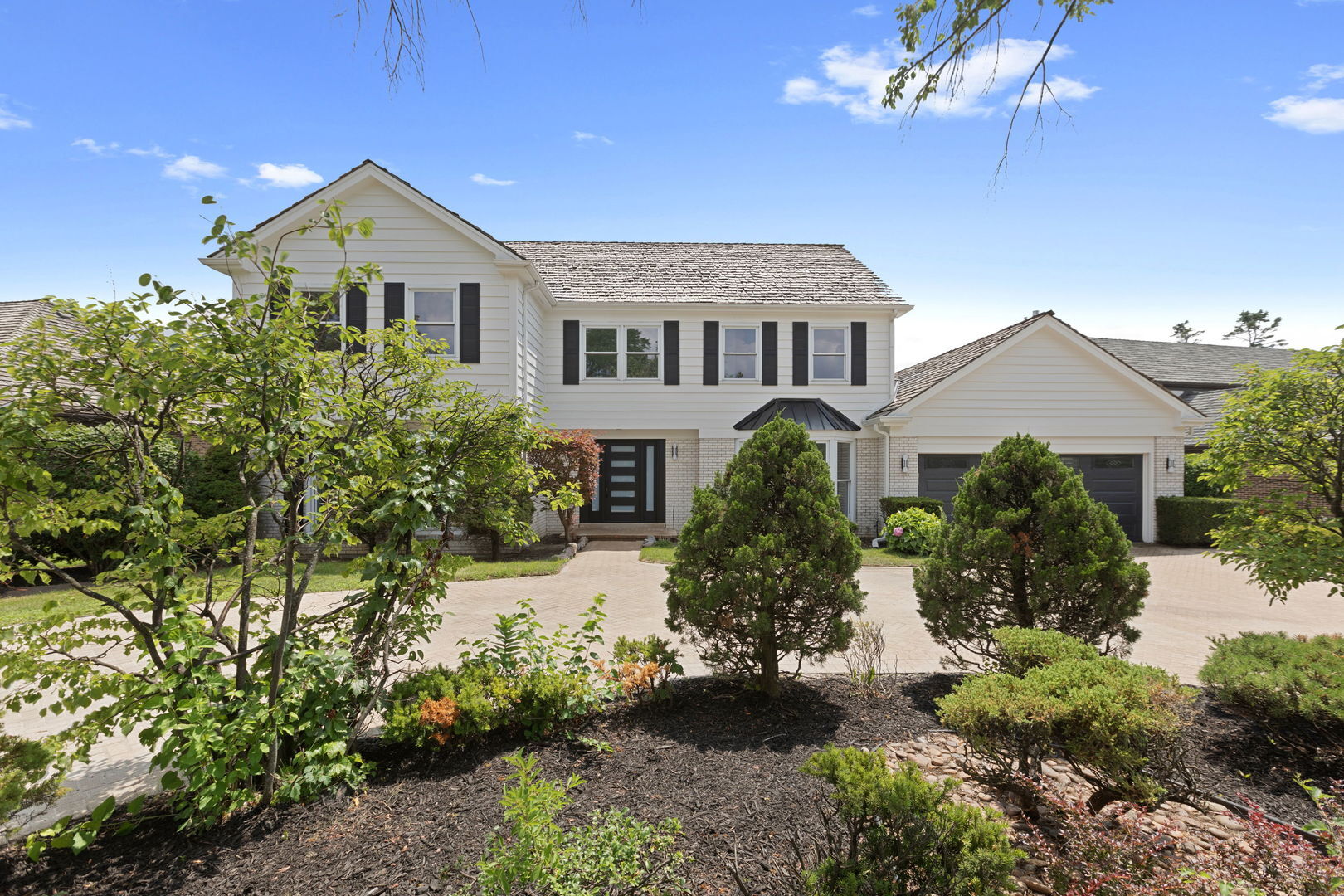 Property Photo: 2523 Osage Drive IL 60026