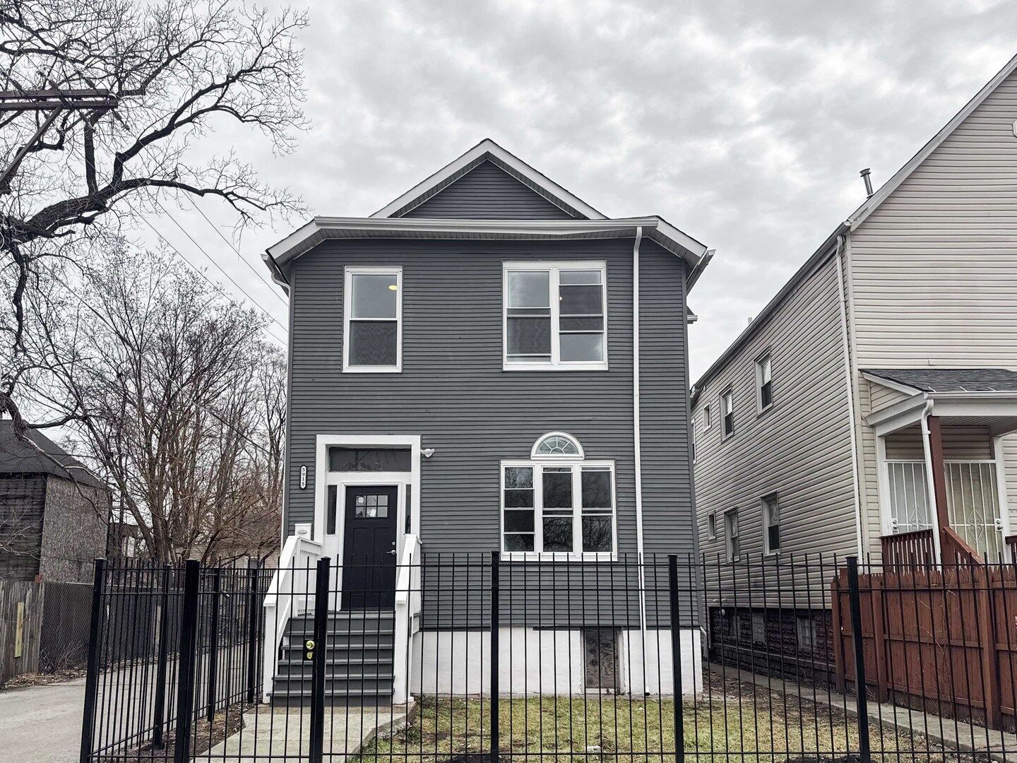 Property Photo:  5915 S Sangamon Street  IL 60621 
