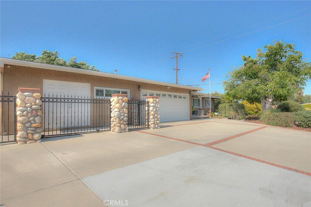 Property Photo:  2147 E Rio Verde Drive  CA 91791 