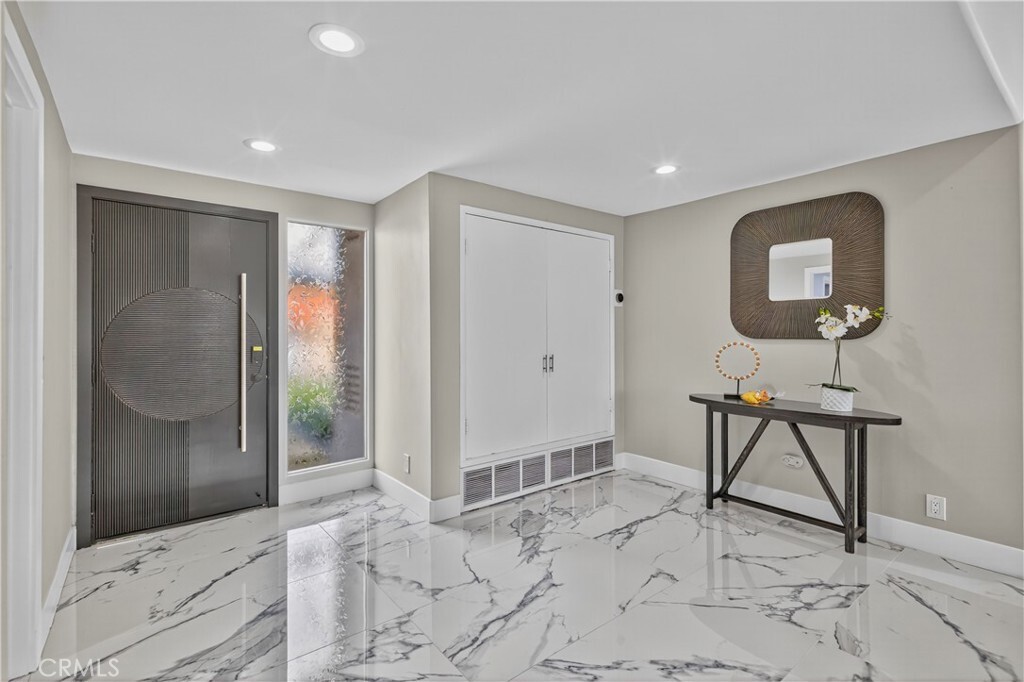 Property Photo:  2178 S Brentwood Drive  CA 92264 