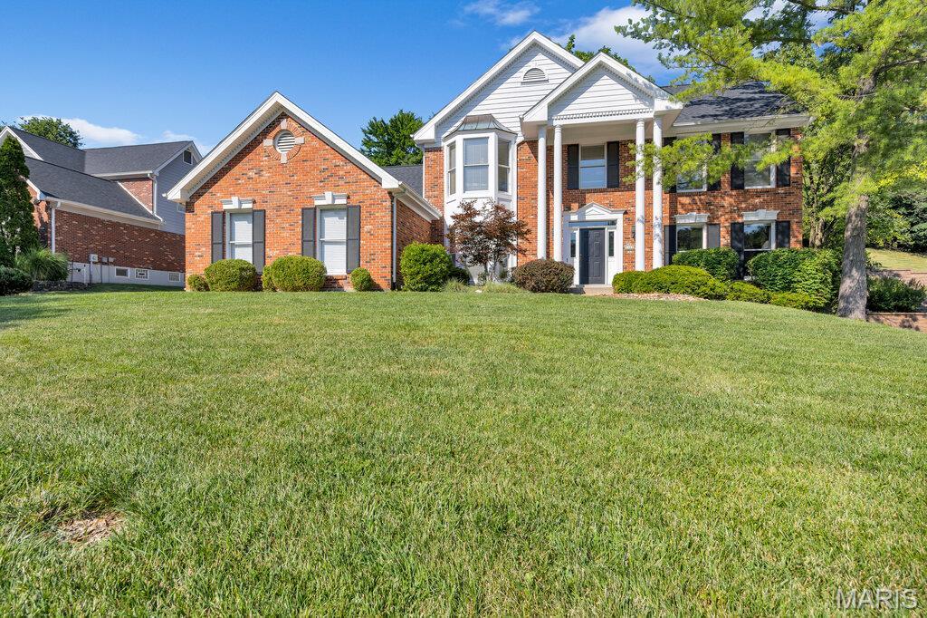Property Photo:  1325 Conway Oaks Drive  MO 63017 