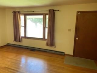 Property Photo:  118 East Concord  WV 24712 